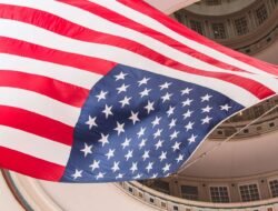 1negative-space-american-flag-interior-building